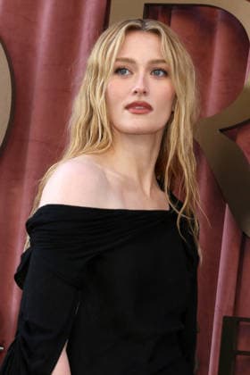 June 3, 2026, Los Angeles, Ca, USA: LOS ANGELES - JUN 2: Sarah Pidgeon at the Love Story - John F Kennedy Jr. and Carolyn Bessette FYC Event at the Paramount Studios on June 2, 2026 in Los Angeles, CA Los Angeles USA  - ZUMAnc22 20260603_zaa_nc22_063 Copyright: xKathyxHutchinsx