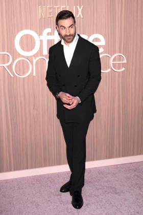 Brett Goldstein bei der Premiere des Netflix-Films Office Romance im Regal Union Square. New York, 02.06.2026 *** Brett Goldstein at the premiere of the Netflix film Office Romance at Regal Union Square New York, 02 06 2026 Foto:xB.xHinex xFuturexImagex romance_6646