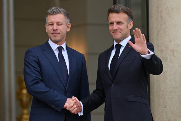 Emmanuel Macron - Peter Magyar meeting in Paris PARIS, FRANCE - JUNE 03: French President Emmanuel Macron (R) welcomes Hungarian Prime Minister Peter Magyar (L) at the Elysee Presidential Palace in Paris, France on June 03, 2026. Mustafa Yalcin Anadolu Paris France. Editorial use only. Please get in touch for any other usage.  Copyright: x2026xAnadoluxMustafaxYalcinx