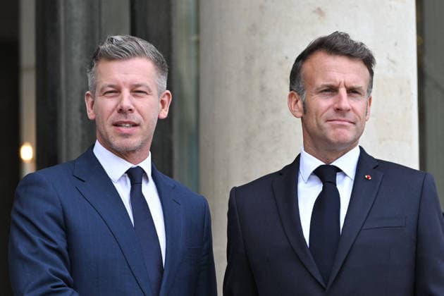 Emmanuel Macron welcomes Peter Magyar at the Elysee FA French President Emmanuel Macron welcomes Prime Minister of Hungary, Peter Magyar at the Elysee Palace in Paris on June 3, 2026. Photo by Firas Abdullah ABACAPRESS.COM Paris Ile-de-France France  Copyright: xAbdullahxFiras ABACAx