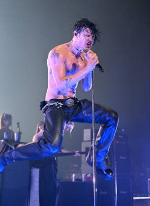 HOLLYWOOD FL - JUNE 02: Yungblud performs during The Idols World Tour at Hard Rock Live at the Seminole Hard Rock Hotel & Casino on June 2, 2026 in Hollywood, Florida. Copyright: xmpi04 MediaPunchx