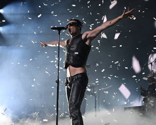 HOLLYWOOD FL - JUNE 02: Yungblud performs during The Idols World Tour at Hard Rock Live at the Seminole Hard Rock Hotel & Casino on June 2, 2026 in Hollywood, Florida. Copyright: xmpi04 MediaPunchx