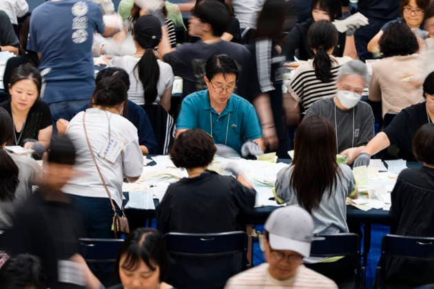 June 3, 2026, Seoul, South Korea: Poll workers count ballots after the conclusion of voting in South KoreaÃ¢â‚¬â ¢s local elections on Wednesday, June 3, 2026 in Seoul, South Korea. Seoul South Korea - ZUMAh163 20260603_znp_h163_039 Copyright: xJintakxHanx