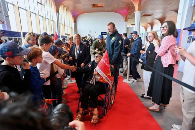 Brigitte Macron And Charles Kushner Welcome American Veterans At D-Day Anniversary - Deauville Brigitte Macron and United States Ambassador to France Charles Kushner attend the 82nd anniversary of the D-Day landings at Deauville Airport to welcome American veterans in Deauville, France on June 3, 2026. Photo by Franck Castel ABACAPRESS.COM Deauville France  Copyright: xCastelxFranck ABACAx