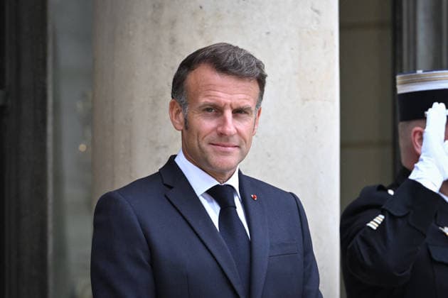 Emmanuel Macron welcomes Petteri Orpo at the Elysee FA French President Emmanuel Macron arrives to welcome Prime Minister of the Republic of Finland Petteri Orpo at the Elysee Palace in Paris on June 3, 2026. Photo by Firas Abdullah ABACAPRESS.COM Paris Ile-de-France France  Copyright: xAbdullahxFiras ABACAx