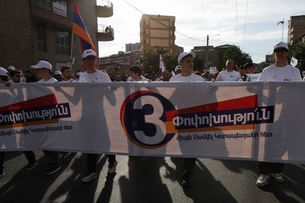 ARMENIA, YEREVAN - JUNE 3, 2026: Activists take part in a march for Strong Armenia ahead of the June 7 election to the National Assembly Yerevan Armenia  - ZUMAt113 20260603_zaa_t113_664 Copyright: xAlexanderxPatrinx