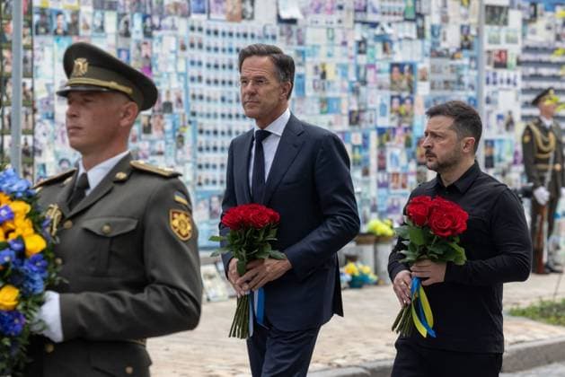 Ukrainian President Volodymyr Zelensky and NATO Secretary General Mark Rutte lay wreaths at the Remembrance Wall near St. Michael s Cathedral in Kyiv Ukrainian President Volodymyr Zelensky and NATO Secretary General Mark Rutte lay wreaths at the Remembrance Wall near St. Michael s Cathedral in Kyiv, Ukraine, June 3, 2026. Photo by PRESIDENT OF UKRAINE apaimages Ukraine Ukraine Ukraine 030626_Ukraine_UPO_00(17).jpeg Copyright: xapaimagesxPRESIDENTxOFxUKRAINEx xapaimagesx