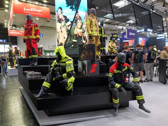 Interschutz 2026 in Hannover Inovative Einsatzbekleidung auf der Interschutz 2026 *** Interschutz 2026 in Hanover Innovative turnout gear at Interschutz 2026 Copyright: xBerndxGüntherx