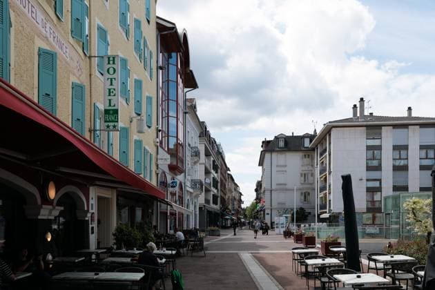 PREPARATIVES G7 PHOTOPQR LE DAUPHINE Grégory YETCHMENIZA Évian les Bains 03 06 2026 Evian les Bains Haute Savoie , June 3rd Twelve days before the G7 summit, security measures in the town of Evian les Bains are becoming increasingly visible, as evidenced by the temporary military zone ZMT on the lakefront The Royal Hotel which will host the summit overlooks the town Grégory Yetchmeniza Le Dauphiné Evian, France, june 3rd 2026 Twelve days before the G7 summit, security measures in the town of Evian les Bains are becoming increasingly visible, as evidenced by the temporary military zone ZMT on the lakefront The Royal Hotel, which will host the summit, overlooks the town Évian les Bains Haute Savoie Rhône Alpes France  Copyright: xPHOTOPQR LExDAUPHINE MAXPPPxGrégoryxYETCHMENIZAx 20260603JDL1772 20260603JDL1772