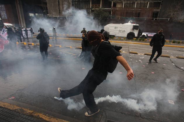 Santiago, June 3, 2026 The Chilean Student Confederation calls for a national strike, with a march from Plaza Baquedano Jonnathan Oyarzun Aton Chile, Aton 1161849  Copyright: JONNATHANxOYARZUN ATONxCHILE