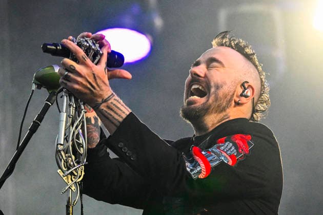 Three Days Grace, Canada, plays during Sweden Rock Festival outside Sölvesborg, Sweden 3 June 2026. SÖLVESBORG SWEDEN x10080x *** Three Days Grace, Canada, plays during Sweden Rock Festival outside Sölvesborg, Sweden June 3, 2026 SÖLVESBORG SWEDEN x10080x  Copyright: xFredrikxSandberg TTx SWEDEN ROCK FESTIVAL 2026 aCXk6oGEh0M