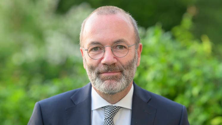 v.l.: Manfred Weber, CSU (Parteivorsitzender der Europäischen Volkspartei), GER, Berlin, Studio, zu Gast bei Maischberger, politische Talkshow, TV, Format, mit Moderatorin Sandra Maischberger, Das Erste, aus Adlershof Am Studio 20, 03.06. 2026, *** v l Manfred Weber, CSU Party Chairman of the European Peoples Party , GER, Berlin, Studio, as a guest on Maischberger, political talk show, TV, format, with presenter Sandra Maischberger, Das Erste, from Adlershof Am Studio 20, 03 06 2026, Copyright: HMBxMedia UwexKoch