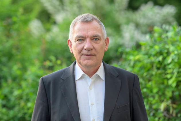 v.l.: Jan van Aken, Die Linke (Parteivorsitzender), GER, Berlin, Studio, zu Gast bei Maischberger, politische Talkshow, TV, Format, mit Moderatorin Sandra Maischberger, Das Erste, aus Adlershof Am Studio 20, 03.06. 2026, *** v l Jan van Aken, Die Linke Party Chairman , GER, Berlin, Studio, guest on Maischberger, political talk show, TV, format, with presenter Sandra Maischberger, Das Erste, from Adlershof Am Studio 20, 03 06 2026, Copyright: HMBxMedia UwexKoch