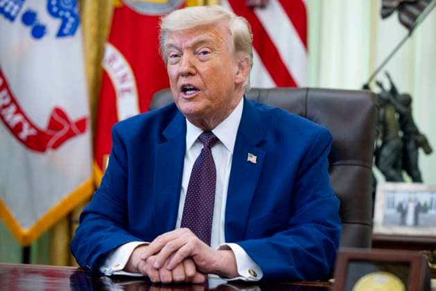 US President Donald J. Trump takes questions from the news media during an executive order signing ceremony US President Donald J. Trump delivers remarks during a signing ceremony in the Oval Office of the White House in Washington, DC, USA, 03 June 2026. President Trump signed executive orders on the federal workforce and immigration. WASHINGTON DISTRICT OF COLUMBIA United States  Copyright: xPool ABACAx