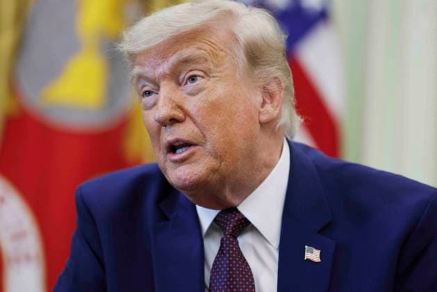 US President Donald J. Trump takes questions from the news media during an executive order signing ceremony US President Donald J. Trump responds to a question from the news media during a signing ceremony in the Oval Office of the White House in Washington, DC, USA, 03 June 2026. President Trump signed executive orders on the federal workforce and immigration. WASHINGTON DISTRICT OF COLUMBIA United States  Copyright: xPool ABACAx