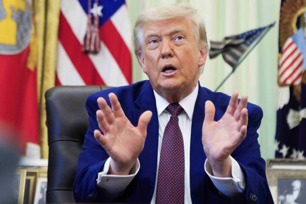 US President Donald J. Trump takes questions from the news media during an executive order signing ceremony US President Donald J. Trump responds to a question from the news media during a signing ceremony in the Oval Office of the White House in Washington, DC, USA, 03 June 2026. President Trump signed executive orders on the federal workforce and immigration. WASHINGTON DISTRICT OF COLUMBIA United States  Copyright: xPool ABACAx