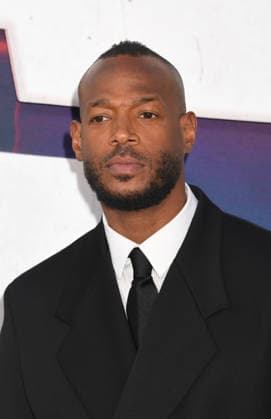 LOS ANGELES, CA - JUNE 3: Marlon Wayans at the World Premiere of Paramount Pictures Scary Movie at Paramount Theatre on June 3, 2026 in Los Angeles, California. Copyright: xJeffreyxMayerx