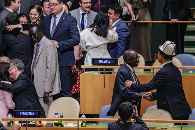June 3, 2026, New York, New York, USA: Delegates greet members of KyrgyzstanÃ¢â‚¬â ¢s delegation in the General Assembly Hall after Kyrgyzstan was elected to a non-permanent seat on the UN Security Council for the 2027Ã¢â‚¬2028 term at UNHQ in New York. Kyrgyzstan defeated the Philippines for the Asia-Pacific seat after four rounds of voting, winning the final round with 142 votes to 4 New York USA - ZUMAo116 20260603_znp_o116_150 Copyright: xBiancaxOterox
