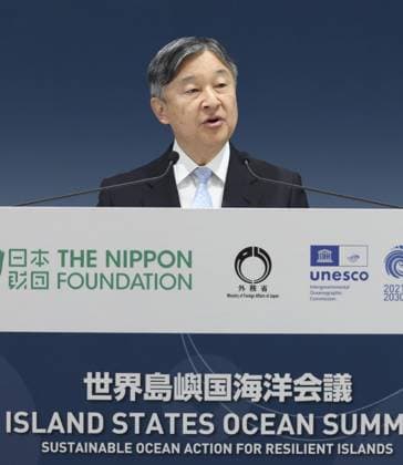 Emperor at inaugural ocean forum in Tokyo Japan s Emperor Naruhito delivers a speech at the opening ceremony of the inaugural Island States Ocean Summit, a conference to discuss maritime conservation and measures to combat climate change, in Tokyo on June 3, 2026. (Pool photo)  A14AA0005617586P