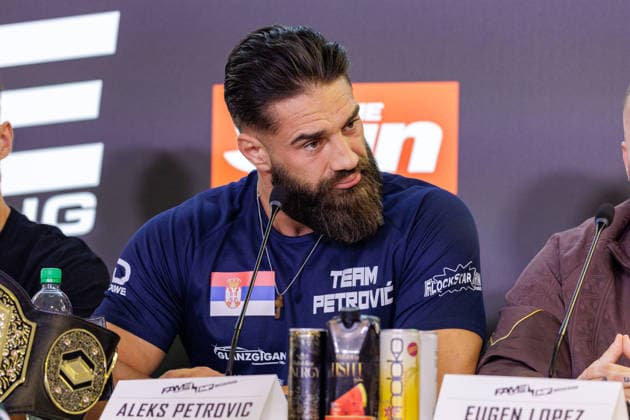 03.06.2026. Leverkusen. Aleks Petrovic auf der Pressekonferenz im Vorfeld zum Fame Fighting, das große Promibox-Event von BILD und Eugen Lopez am 06.06.2026 in der Leverkusener Ostermann Arena. Zum ersten Mal in Kooperation mit dem britischen Pendant Misfits Boxing und dem internationalen Medienpartner The Sun. Leverkusen Ostermann Arena Nordrhein-Westfalen Deutschland *** 03 06 2026 Leverkusen Aleks Petrovic at the press conference in the run-up to Fame Fighting, the big celebrity boxing event by BILD and Eugen Lopez on 06 06 2026 in the Ostermann Arena in Leverkusen For the first time in cooperation with the British counterpart Misfits Boxing and the international media partner The Sun Leverkusen Ostermann Arena North Rhine-Westphalia Ge