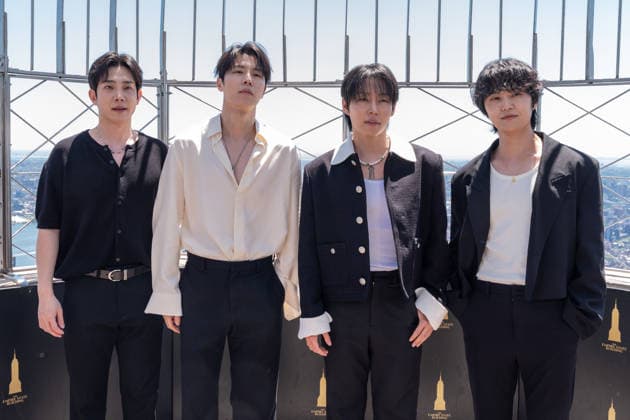 NY: South Korean indie-pop band The Rose visits Empire State Building South Korean indie-pop band The Rose celebrates release of album ROSE and the global ROSETOPIA tour by visiting Empire State Building in New York. New York New York United States Copyright: LevxRadin