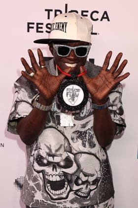 Arrivals for the 25th Anniversary Tribeca Festival opening night with HBOs Earth, Wind and Fire ( To Be Celestial vs That s the Way Of the World ) at the Beacon theatre Featuring: Flavor Flav Where: New York, New York, United States When: 03 Jun 2026 Credit: Dave Allocca Starpix INSTARimages EDITORIAL USE ONLY. NOT FOR USE BY NEWSPAPERS BASED IN THE UK. Copyright: xx instar55747511