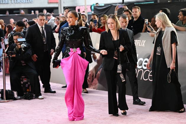 Office Romance UK Premiere in London LONDON, ENGLAND - JUNE 03: Jennifer Lopez attending the Office Romance UK Premiere at BFI Southbank on June 03, 2026 in London, England CAP MAR MAR Great Britain Copyright: xMartinxHarris CapitalxPicturesx
