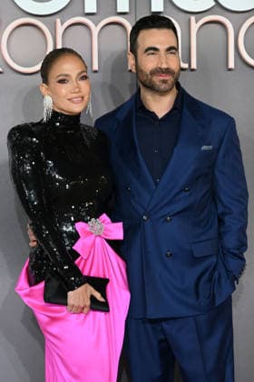 Office Romance UK Premiere in London LONDON, ENGLAND - JUNE 03: Jennifer Lopez and Brett Goldstein attending the Office Romance UK Premiere at BFI Southbank on June 03, 2026 in London, England CAP MAR MAR Great Britain Copyright: xMartinxHarris CapitalxPicturesx