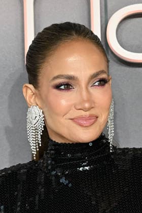 Office Romance UK Premiere in London LONDON, ENGLAND - JUNE 03: Jennifer Lopez attending the Office Romance UK Premiere at BFI Southbank on June 03, 2026 in London, England CAP MAR MAR Great Britain Copyright: xMartinxHarris CapitalxPicturesx