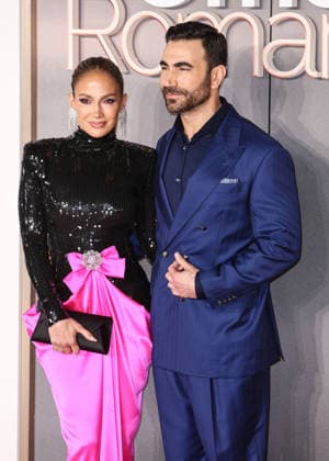 London premiere of Netflix s Office Romance at BFI Southbank Featuring: Jennifer Lopez, Brett Goldstein Where: London, United Kingdom When: 03 Jun 2026 Credit: John Rainford Cover Images EDITORIAL USE ONLY. NOT FOR USE BY NEWSPAPERS BASED IN THE UK. Copyright: xx coverimg55747593