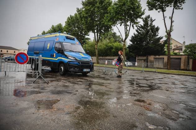 Disparition de Lyhanna à Fleurance PHOTOPQR SUD OUEST Loïc Déquier Fleurance 04 06 2026 Disparition de Lyhanna à Fleurance Search par les chevaux des centers équestres South western France, june 4th 2026 Eleven year old Lyhanna, who has been missing since May 29 in Fleurance, remains untraceable On the sixth day of the search, the investigation is focusing on a 41 year old man, Jérôme B , who has been charged with kidnapping and false imprisonment and placed in pretrial detention His name appeared in three cases of alleged sexual assault against minors, the public prosecutor announced Fleurance GERS France  Copyright: xPHOTOPQR SUDxOUEST MAXPPPxLoïcxDéquierx 20260604SDO2968 20260604SDO2968