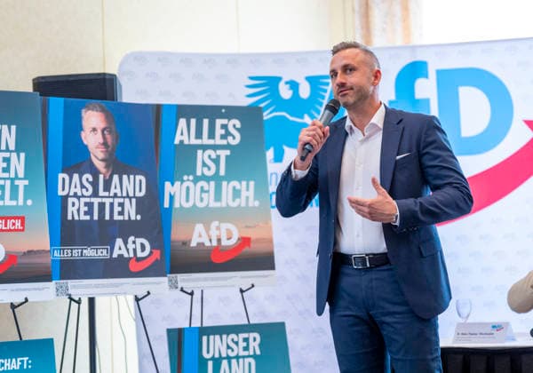 Ulrich Siegmund (Spitzenkandidat zur Landtagswahl 2026 der AfD Sachsen-Anhalt) bei der Pressekonferenz der AfD Sachsen-Anhalt, Ratswaage Hotel Magdeburg, am 4. Juni 2026 Vorstellung der Wahlkampagne für die Landtagswahl in Sachsen Anhalt 2026. *** Ulrich Siegmund Top candidate for the 2026 state election of the AfD Saxony Anhalt at the press conference of the AfD Saxony Anhalt, Ratswaage Hotel Magdeburg, on June 4, 2026 Presentation of the election campaign for the state election in Saxony Anhalt 2026 Copyright: HMBxMedia xMarcoxBader