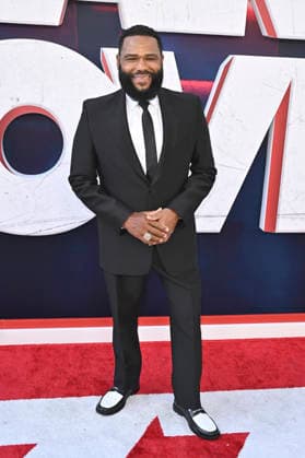 Anthony Anderson bei der Weltpremiere des Kinofilms Scary Movie im Paramount Theatre. Los Angeles, 03.06.2026 *** Anthony Anderson at the world premiere of the movie Scary Movie at the Paramount Theatre Los Angeles, 03 06 2026 Foto:xD.xStarbuckx xFuturexImagex scary_6669