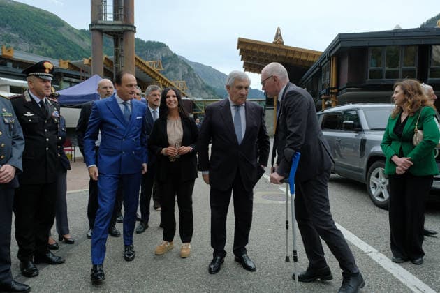 IPA85316391 - Autonomous Region Valle d Aosta Minister of Foreign Affairs and International Cooperation Antonio Tajani at the Mont Blanc Tunnel for a press pointwith Valled Aosta President Renzo Testolin and Piedmont Region President Alberto Cirio Emily Rini president of the Italian company that manages the Mont Blanc Tunnel  Copyright: xCOSTANTINOxSERGIx xCostantinoxSergix 85316391