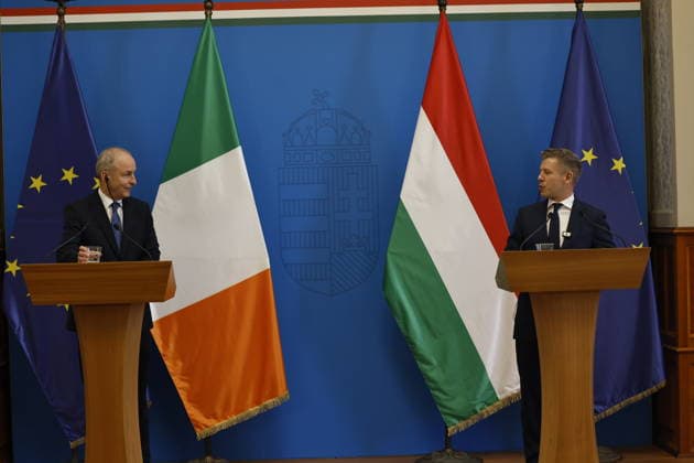 Peter Magyar - Micheal Martin meeting in Budapest BUDAPEST, HUNGARY - JUNE 04: Hungary s Prime Minister Peter Magyar (R) and Ireland s Prime Minister Micheal Martin (L) hold a joint press conference at the foreign ministry in Budapest, Hungary, on June 4, 2026. Arpad Kurucz Anadolu Budapest Hungary. Editorial use only. Please get in touch for any other usage.  Copyright: x2026xAnadoluxArpadxKuruczx