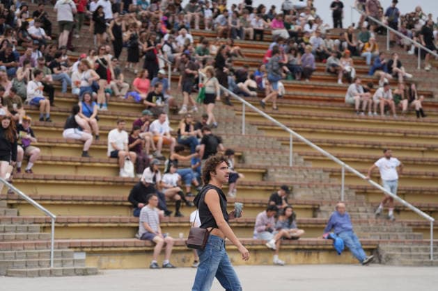 First day of Primavera Sound Barcelona 2026 Dozens of people during the first day of Primavera Sound Barcelona 2026, on June 4, 2026, in Barcelona, Catalonia Spain Primavera Sound Barcelona 2026 takes place between June 4 and 6 with an expected 70 000 attendees per day with a high number of international audience The line-up includes about 150 artists with headliners such as Doja Cat, Massive Attack and Bad Gyal Thursday 4 The Cure, Addison Rae and Skrillex Friday 5 and The xx, Gorillaz and My Bloody Valentine Saturday 6 04 JUNE 2026 MUSIC PRIMAVERA SOUND ARTISTS MUSIC CATALONIA BARCELONA PUBLIC FESTIVAL Barcelona Catalunya Catalunya Catalunya Spain  Copyright: xDavidxZorrakinox 7571266