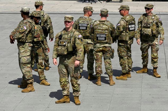 The Pentagon is planning to keep thousands of Guard troops in the nation s capital for the rest of President Trump s second term Members of the National Guard patrol near the Lincoln Memorial on June 4, 2026 in Washington, DC. The Pentagon is planning to keep thousands of Guard troops in the nation s capital for the rest of President Trump s second term. Photo by Olivier Douliery ABACAPRESS.COM Washington DC United States  Copyright: xDoulieryxOlivier ABACAx