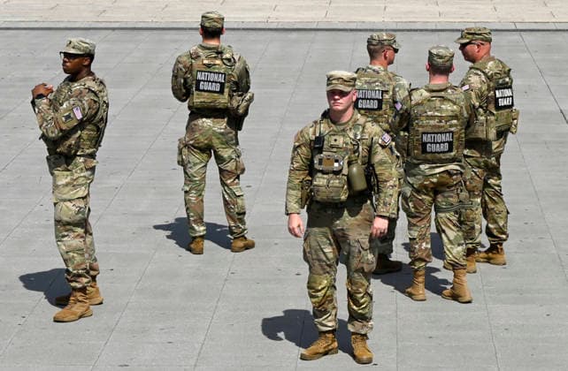 The Pentagon is planning to keep thousands of Guard troops in the nation s capital for the rest of President Trump s second term Members of the National Guard patrol near the Lincoln Memorial on June 4, 2026 in Washington, DC. The Pentagon is planning to keep thousands of Guard troops in the nation s capital for the rest of President Trump s second term. Photo by Olivier Douliery ABACAPRESS.COM Washington DC United States  Copyright: xDoulieryxOlivier ABACAx