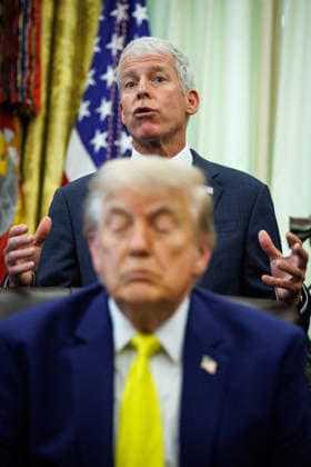 DC: President Trump Announces $700 million Beautiful, Clean Coal Investment Secretary of Energy Chris Wright (center) speaks behind U.S. President Donald Trump during a Beautiful, Clean Coal event in the Oval Office at the White House on June 4, 2026 in Washington, D.C. Trump is announcing a plan to invest $700 million for coal plants and energy infrastructure using the Defense Production Act. (Photo by Samuel Corum Pool ABACAPRESS.COM) Washington DC United States  Copyright: xPool ABACAx