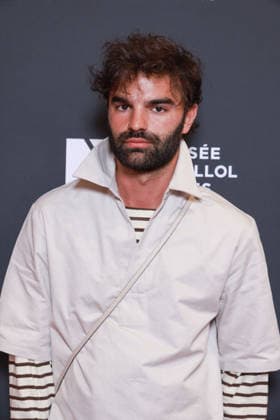Gianni Versace Retrospective Photocall - Paris Keyvan Nejad attends the Gianni Versace Retrospective Photocall held at the Maillol Meseum on June 4, 2026 in Paris, France. Photo by David BoyerBACAPRESS.COM Paris France  Copyright: xBoyerxDavid ABACAx