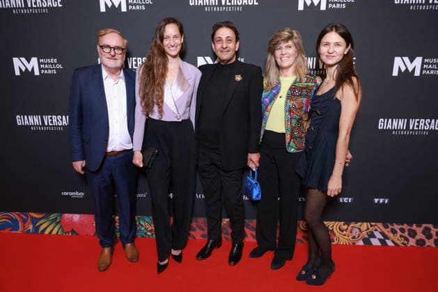 Gianni Versace Retrospective Photocall - Paris Curator Karl von der Ahe, Eranthi Karamali, Marco Antonio Caravano, Iro Poniraki and Curator Saskia Lubnow attend the Gianni Versace Retrospective Photocall held at the Maillol Meseum on June 4, 2026 in Paris, France. Photo by David BoyerBACAPRESS.COM Paris France  Copyright: xBoyerxDavid ABACAx