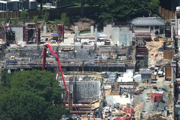 WASHINGTON, D.C. - JUNE 4: Aerial view of the White House Ballroom Construction at the site of the former east wing as appeals courts temporarily lifted injunctions that previously attempted to halt the above-ground construction. June 4, 2026 in Washington, D.C. Copyright: xmpi34x