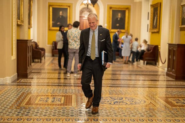 Senate Votes on Reconciliation WASHINGTON, DC - JUNE 4: Senator Dan Sullivan (R-AL) is seen as the Senate votes on amendments to a reconciliation package, at the U.S. Capitol in Washington, DC on June 4, 2026. Nathan Posner Anadolu Washington D.C. United States. Editorial use only. Please get in touch for any other usage.  Copyright: x2026xAnadoluxNathanxPosnerx
