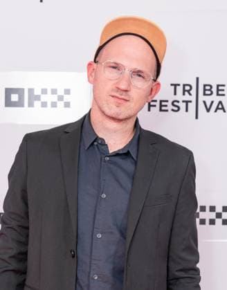 June 4, 2026, New York, New York, USA: Saul Simon MacWilliams attends premiere of political documentary Mario at 25th annual Tribeca Film Festival at SVA Theatre in New York, NY on June 4, 2026. New York USA - ZUMAr339 20260604_znp_r339_057 Copyright: xLevxRadinx