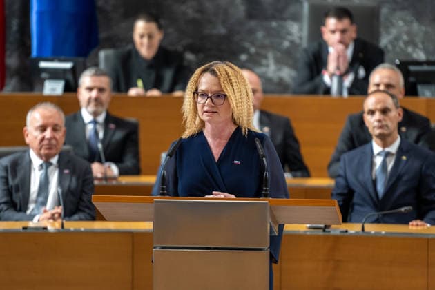 National Assembly of Slovenia in Ljubljana - 04 Jun 2026 Monika Kirbiö Rojs Slovenian Minister of local government, cohesion, and regional development attends the First meeting of 16th Government of Slovenia. Ljubljana Slovenia Copyright: xAndrejxTarfilax xSOPAxImagesx DSC_0089