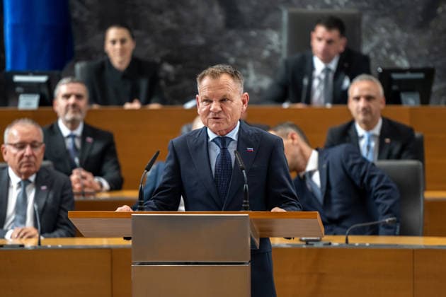 National Assembly of Slovenia in Ljubljana - 04 Jun 2026 Franci Matoz Slovenian Minister of Iinterior affairs and public administration attends the First meeting of 16th Government of Slovenia. Ljubljana Slovenia Copyright: xAndrejxTarfilax xSOPAxImagesx DSC_0143