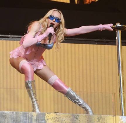 June 4, 2026, New York, New York, USA: Singer icon MADONNA performs a surprise pop up concert partnered with the app Grindr in Time Square to promote her new album Confessions ll also called Confessions on the Dance Floor - Part ll. New York USA - ZUMAk03_ 20260604_zaf_k03_077 Copyright: xNancyxKaszermanx