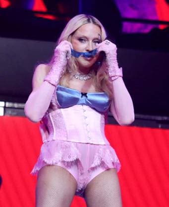June 4, 2026, New York, New York, USA: Singer icon MADONNA performs a surprise pop up concert partnered with the app Grindr in Time Square to promote her new album Confessions ll also called Confessions on the Dance Floor - Part ll. New York USA - ZUMAk03_ 20260604_zaf_k03_090 Copyright: xNancyxKaszermanx
