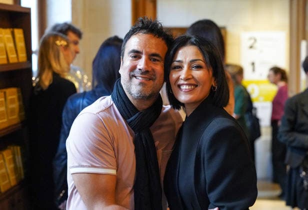 Alex Goude, Karima Charni Personalities at the first major French retrospective devoted to Gianni Versace at the Musée Maillol in Paris on June 4, 2026 Gianni Versace Retrospective brings together nearly 450 exceptional pieces - original creations and silhouettes, accessories, sketches, decorative objects, photographs, In a resolutely pop scenography designed by Nathalie Crinière, the exhibition retraces an entire career dedicated to creation, and reveals the multiple inspirations that shaped Versaces universe  Copyright: xAnne-SophiexGuebeyx xBestimagexAnne-SophiexGuebeyx xBestimagex
