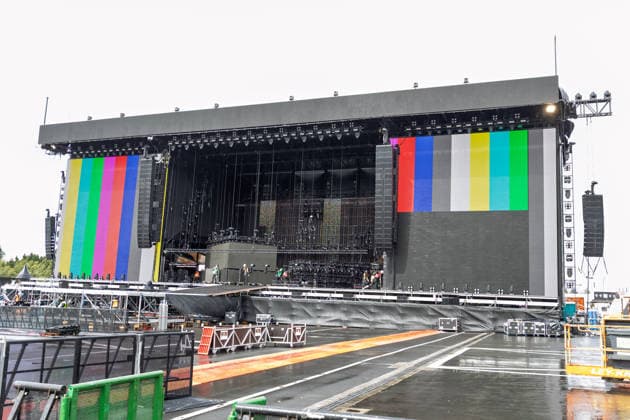 Rock am Ring 2026 - 04.06.26 Erste Blicke auf das Festivalgelände Utopia Stage - Zweiter Anreisetag am Donnerstag, 04.06.2026, zu Rock am Ring 2026 am Nürburgring in der Eifel. Das dreitägige Musikfestival findet vom 5. bis 7. Juni 2026 statt und gehört zu den größten Open-Air-Festivals Deutschlands. Nürburg Nürburgring Rheinland-Pfalz Deutschland *** Rock am Ring 2026 04 06 26 First views of the festival site Utopia Stage Second arrival day on Thursday, 04 06 2026, for Rock am Ring 2026 at the Nürburgring in the Eifel The three-day music festival will take place from June 5 to 7, 2026 and is one of the largest open-air festivals in Germany Nürburg Nürburgring Rhineland-Palatinate Germany Copyright: xMarcxJohnx